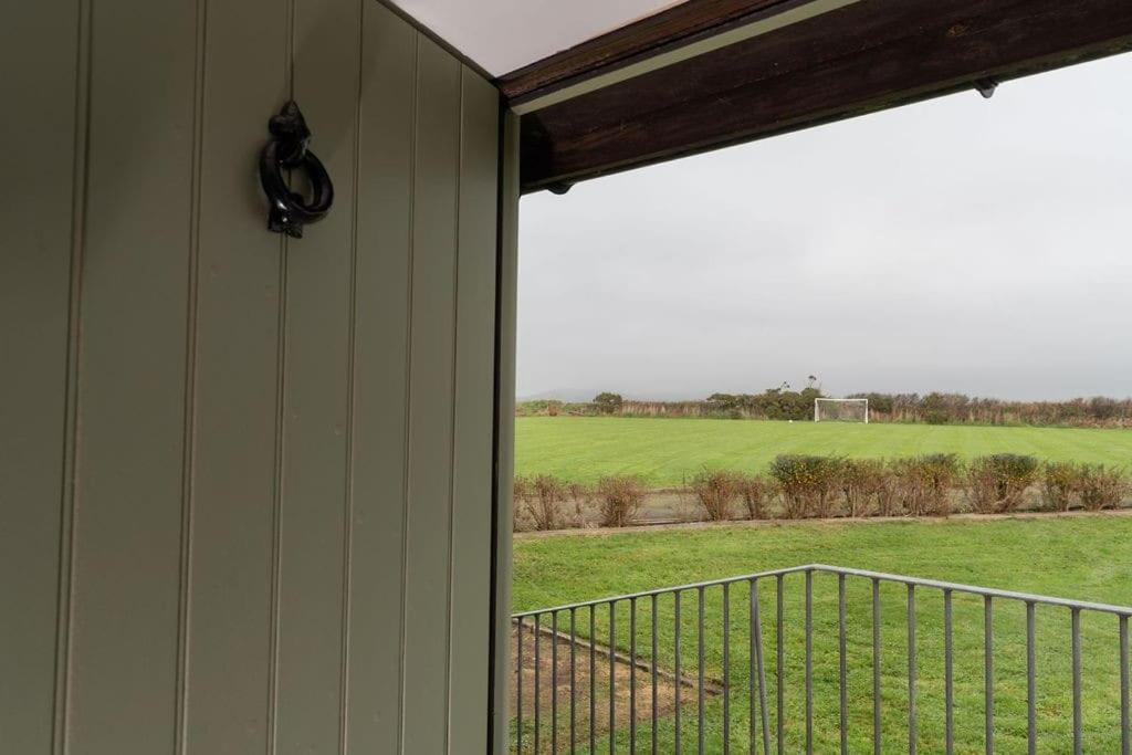 Porthcurno Barns, The Cart Lodge - Cosy Cottage, Walk To Porthcurno Beach, Pedn Vouder & Minack Theatre
